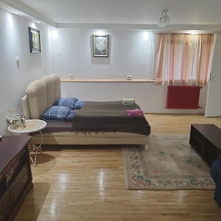 Goksi Apartment Subotica Zewnętrze zdjęcie